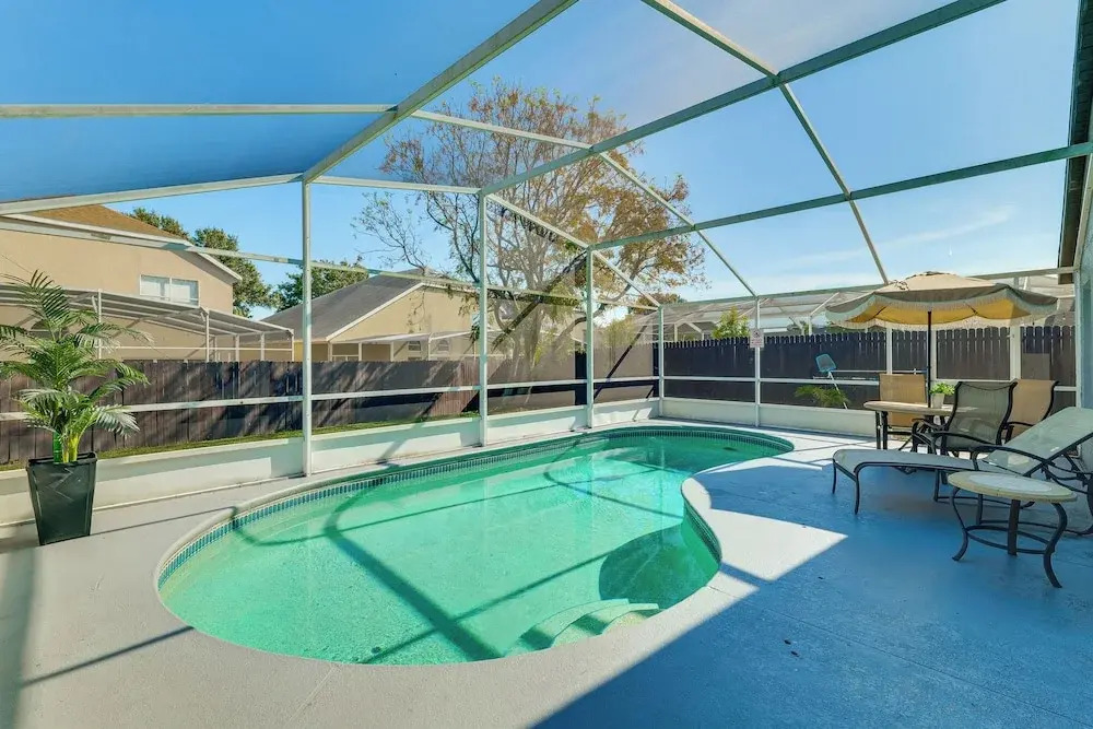 7 Mi to Disney Parks: Family Getaway w/ Game Room
