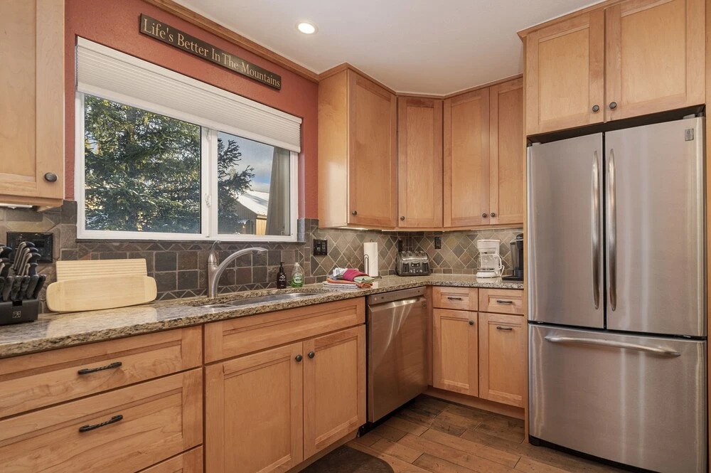 Hi Country Haus - 10-18... 2 Bedroom Condo by RedAwning