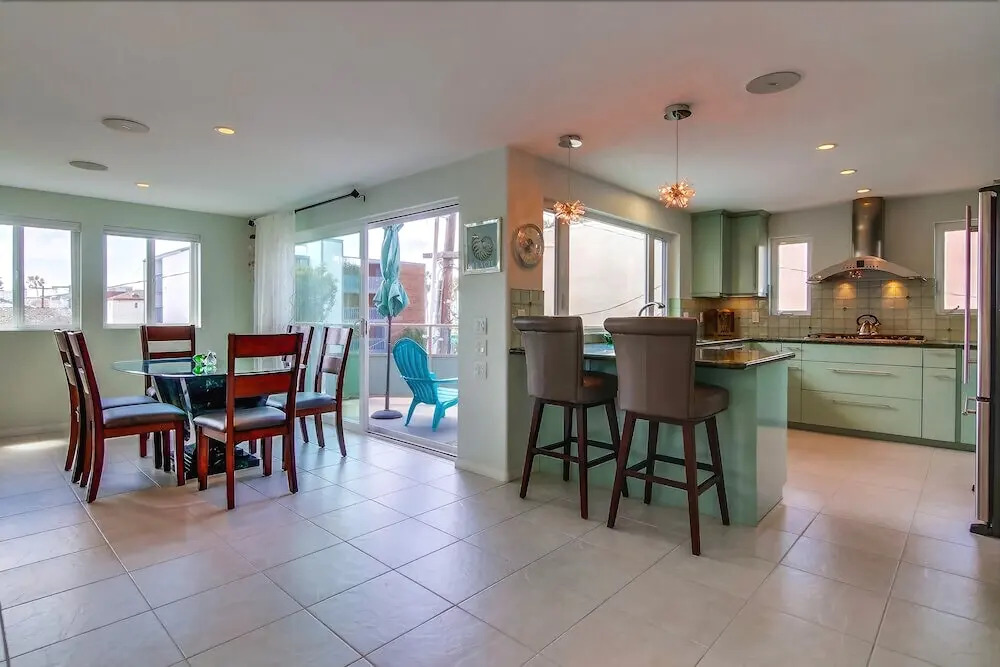 South Beach 3 Bedrooms 3 Bathrooms Townhouse