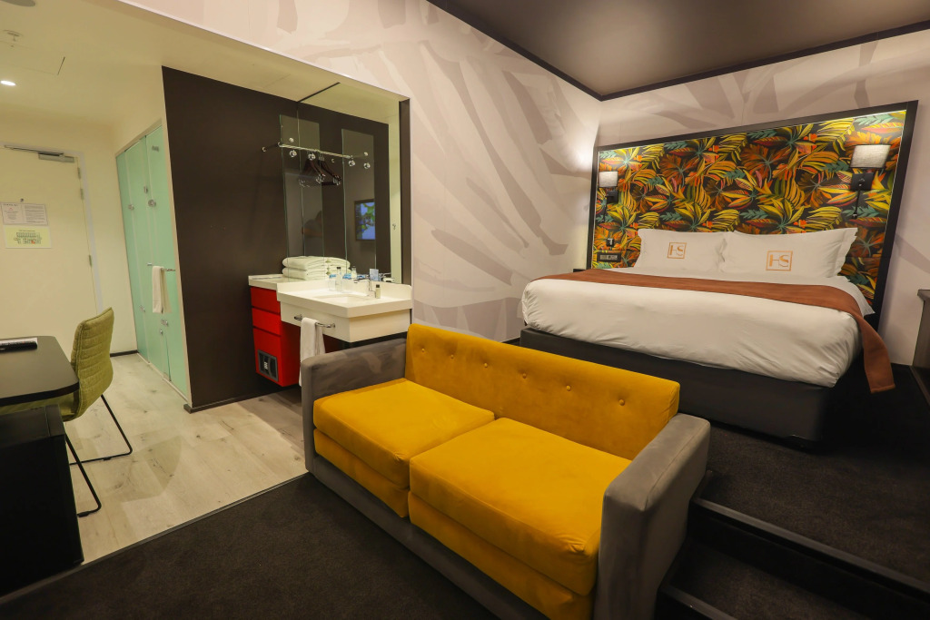 Hotel Sky Cape Town