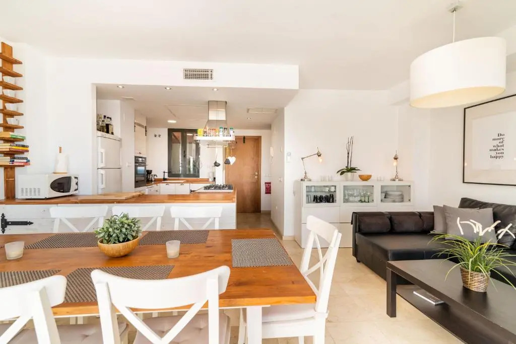 Torreblanca 4BDR Townhouse with Stunning Views
