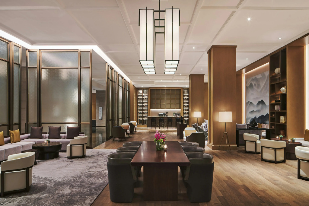 Sheraton Yunfu Xinxing Hotel