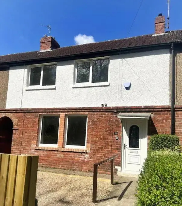 Modern 4 bed home, 30 minute walk from City Centre