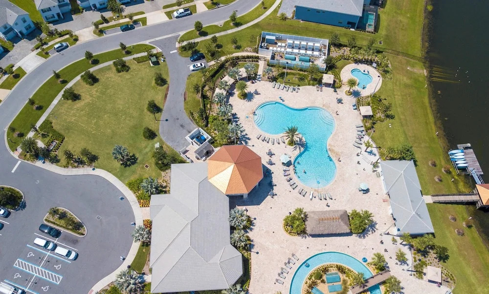 Mario & Fairy 3BR Condo w/ Free Water Park Access 303 4731