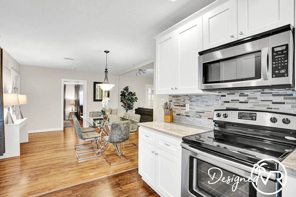 Amazing 4BR with Private Heated Pool