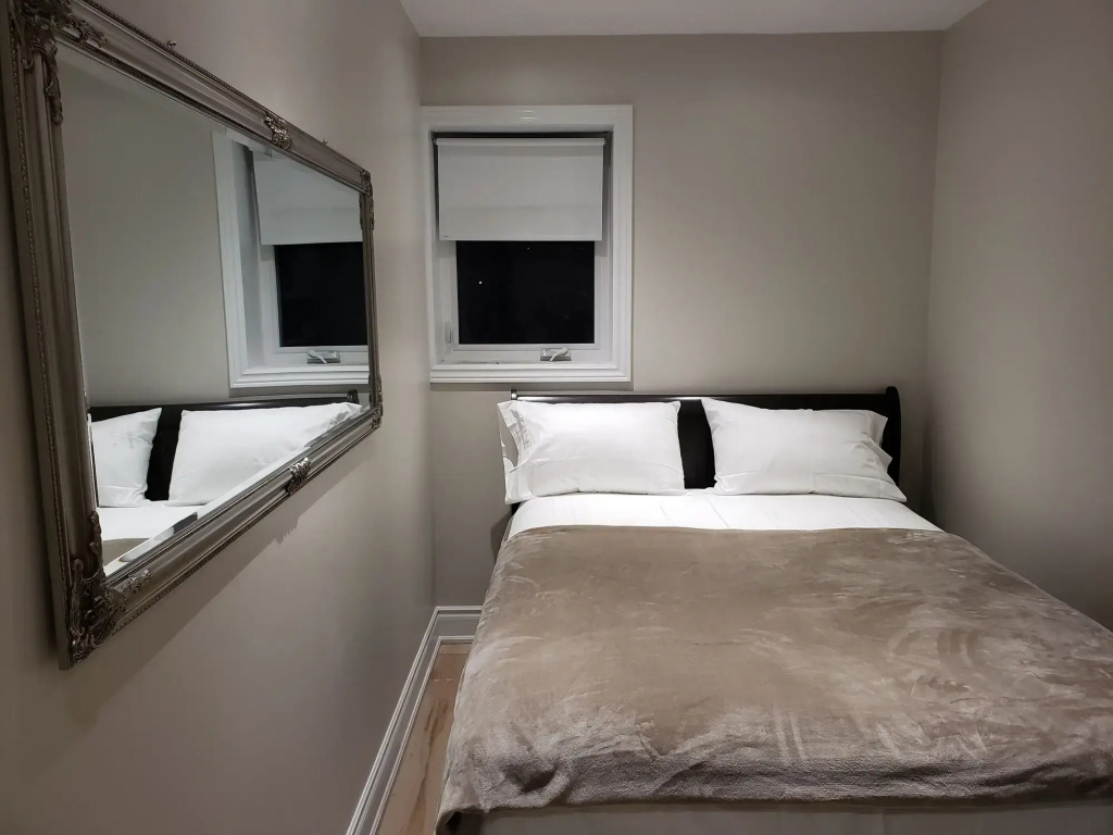 Toronto Rooms and Suites