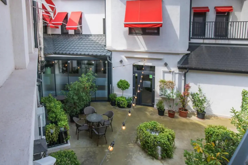 Gatsby Hostel
