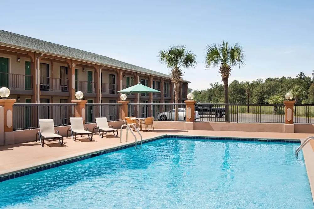 Days Inn Hardeeville Interstate Highway 95 State Line