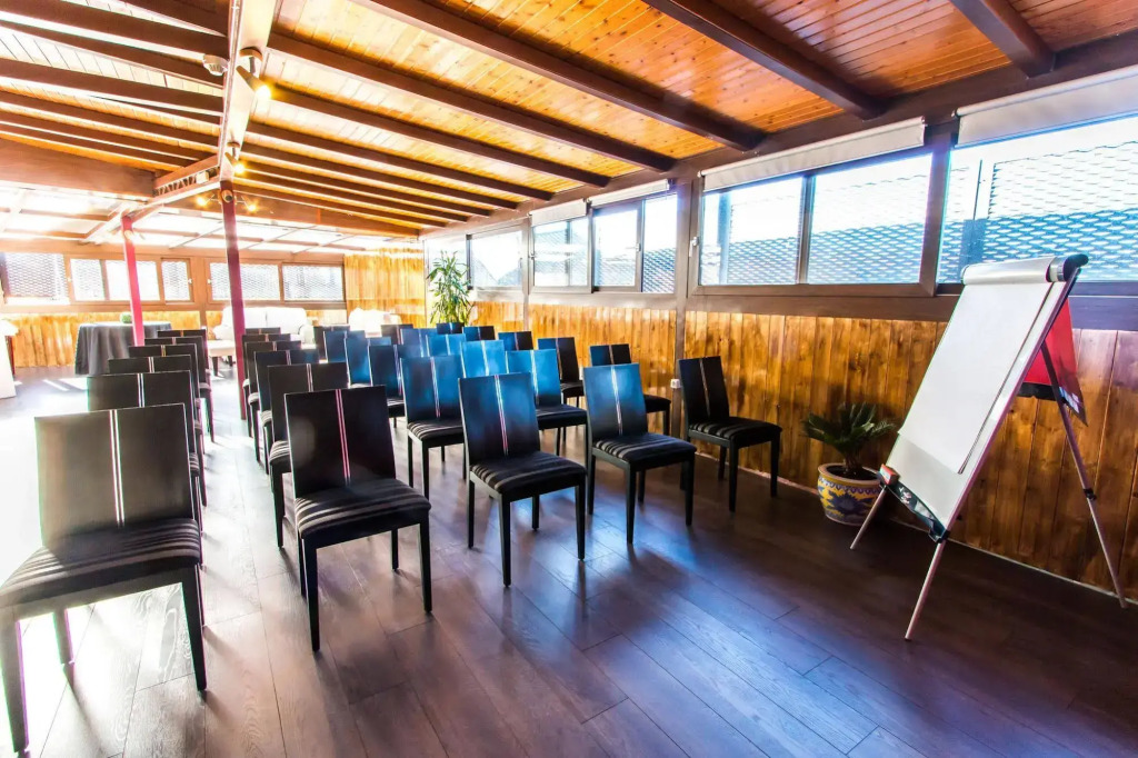 Hotel Suites Feria de Madrid