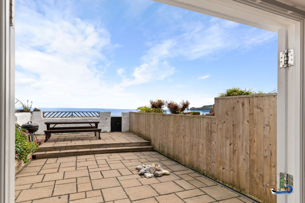 Kilmore - Beach Front House, Direct Beach Access, Spectacular Sea Views