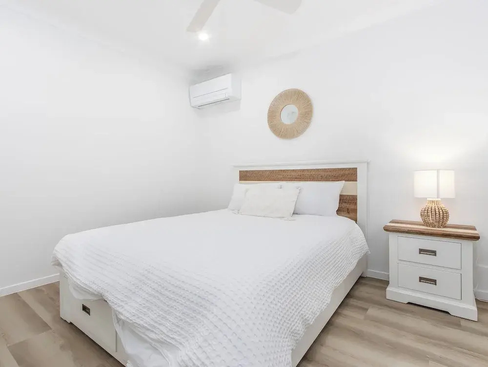 The Laneway Villas by Burleigh Letting Company
