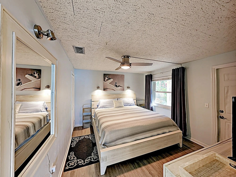 282 Saint Petersburg - 2 Br Condo