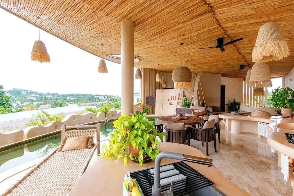 V222 Zen Sea View Villa Pool, Hot Tub & Chess