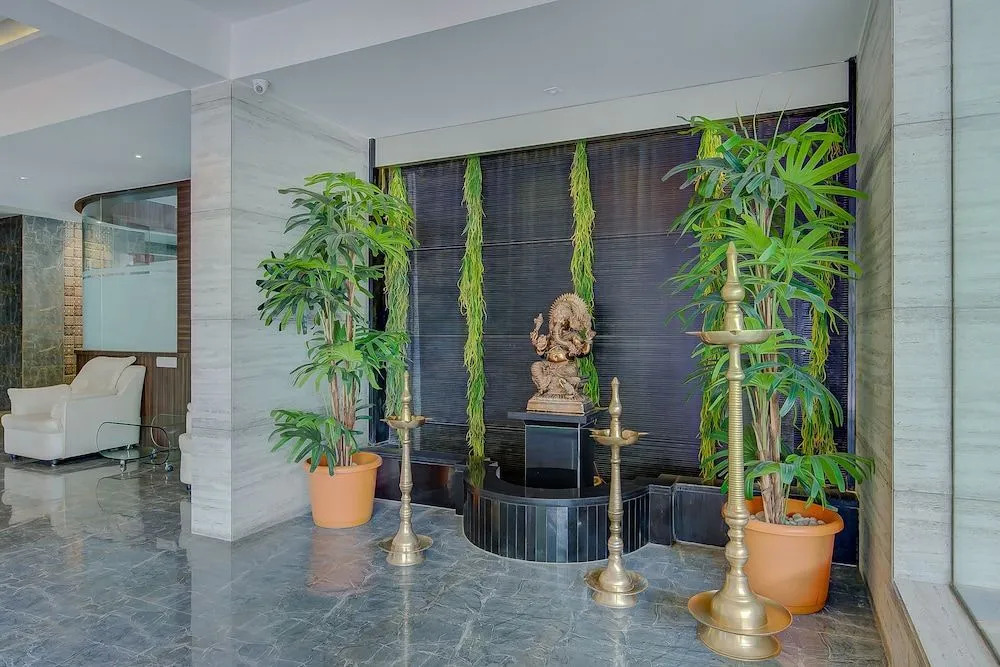 Edition O 30007 Crown Inn Panvel