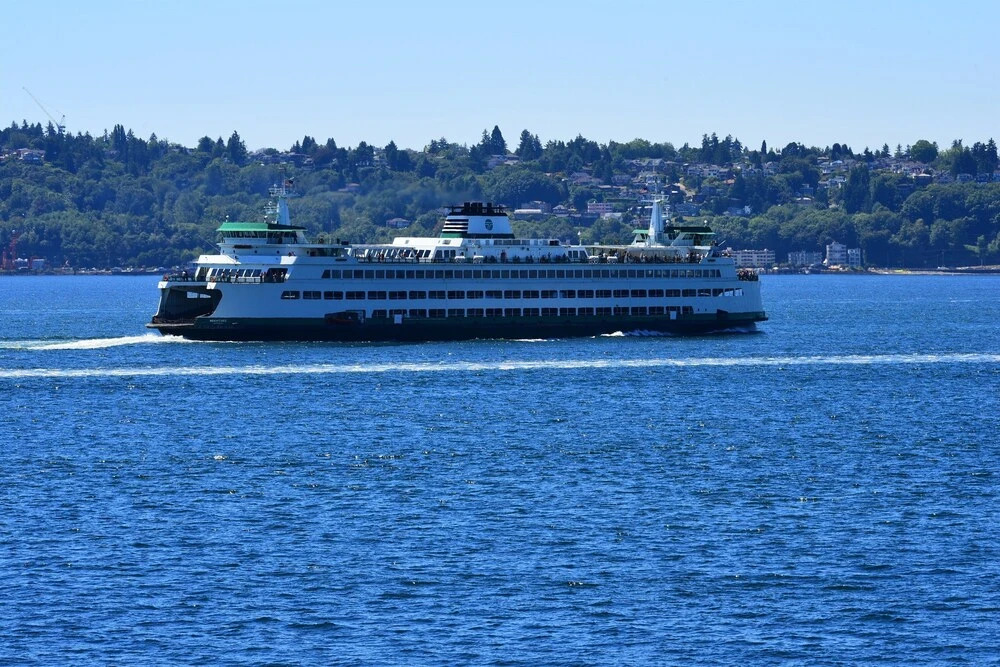 Emerald City Waterfront Retreat - Two Bedroom Condo