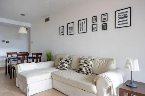 2BR poolfront family apartment WIFI and Near beach