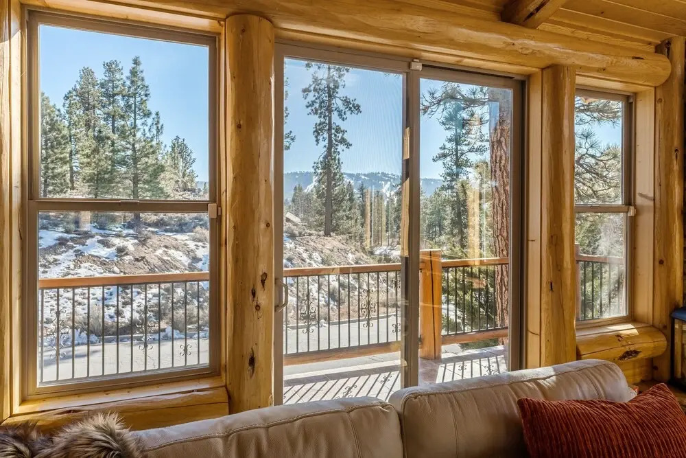 42 - Eagles Landing 4 Bedroom Home by Redawning