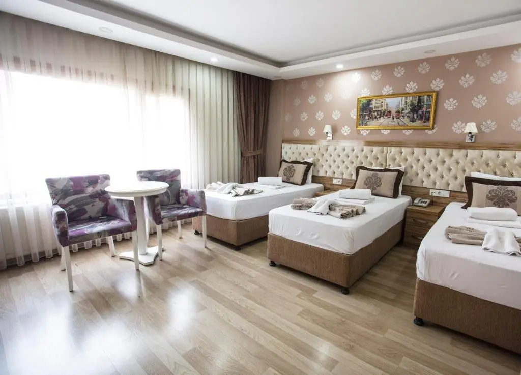 Grand Bagoz Hotel