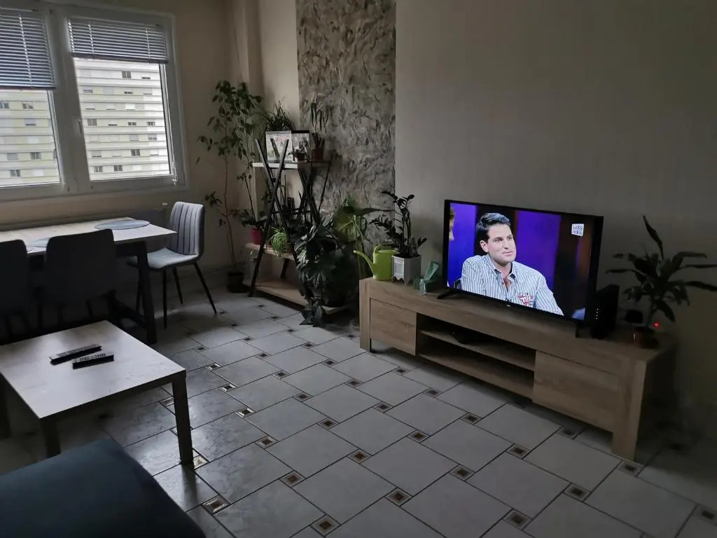 Nancy 1013, chambres privées dans un grand appartement, partagé avec l'hôte
