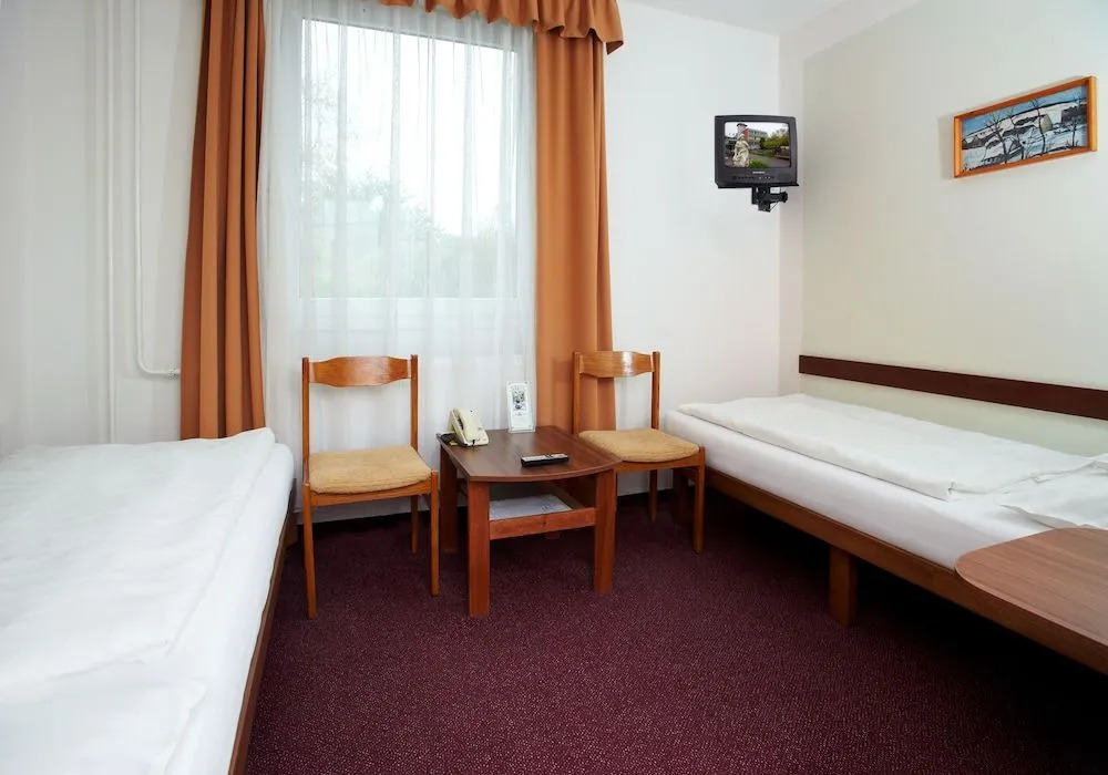 Komfort Hotel Platan