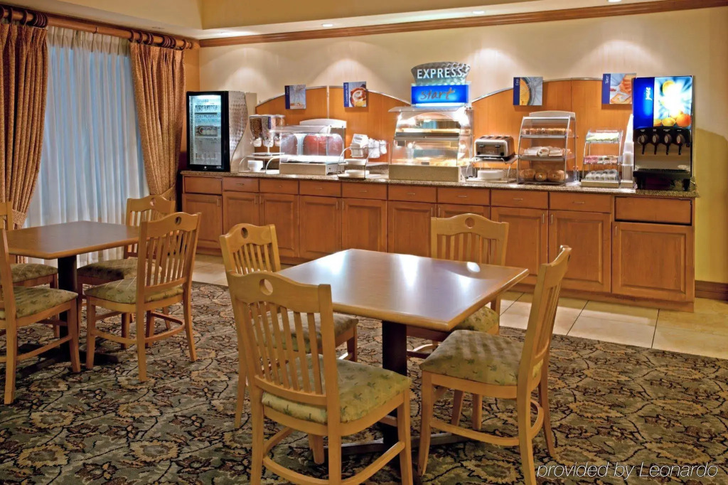 Holiday Inn Express Hotel and Suites Port Aransas/Beach Area by IHG
