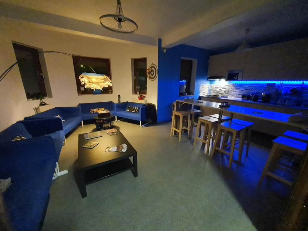 Popcorn Hostel