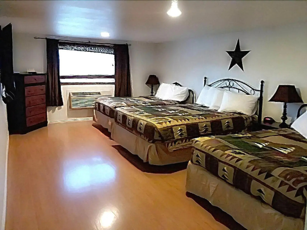 Glacier Basecamp Lodge