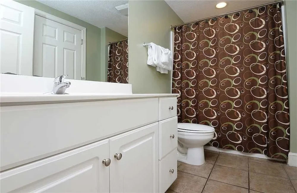 Majestic 1206 East Tower II - Three Bedroom Condo