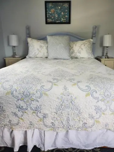 The Home Place Inn