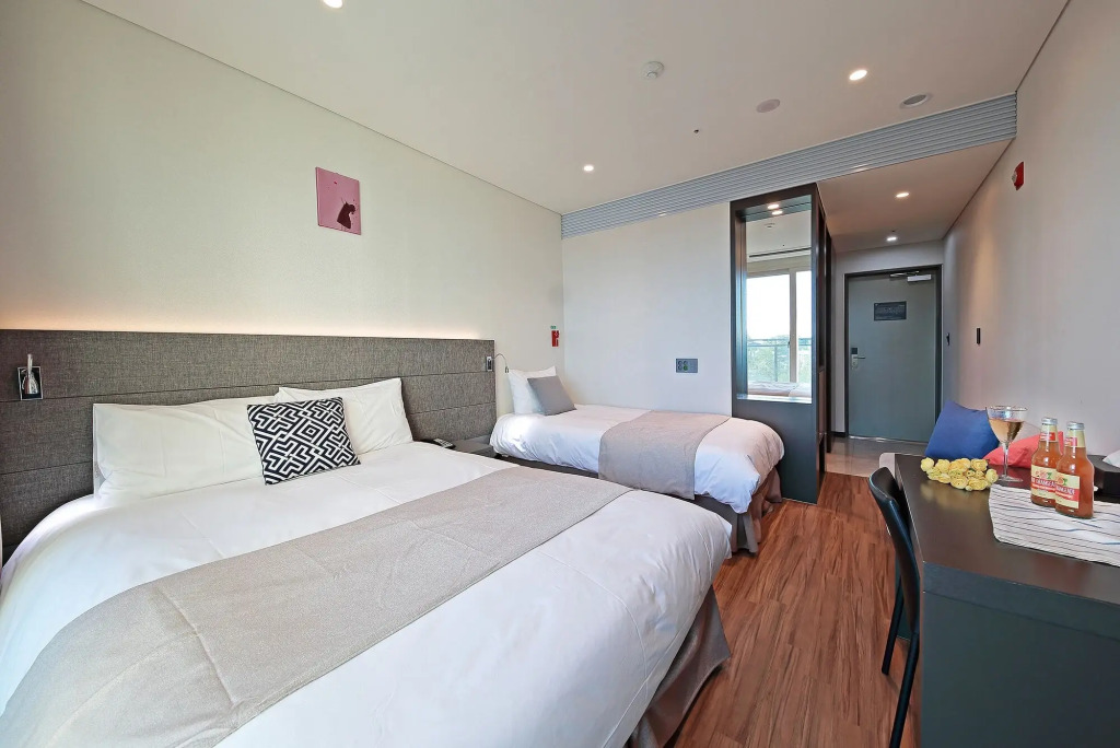 Skytop Hotel Incheon Airport