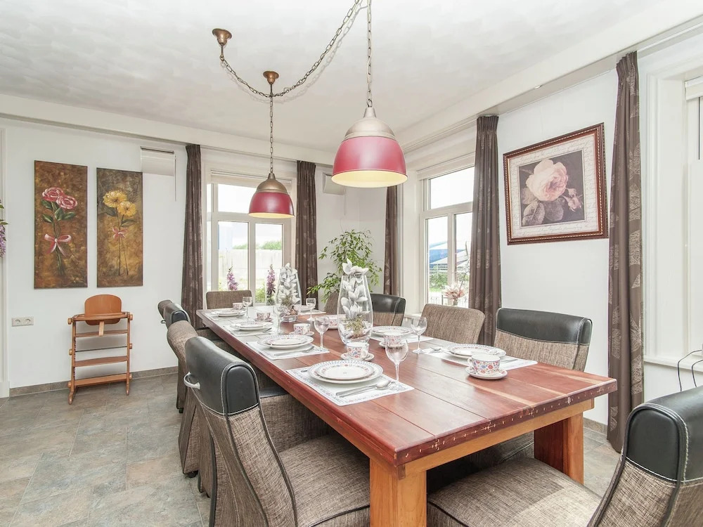 Spacious Villa in Akersloot North Holland with Sauna