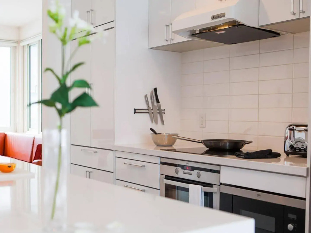 Yutaka Townhouse