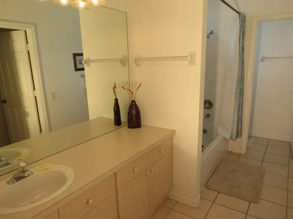 Kissimmee Area Deluxe Homes by Sunny OVH