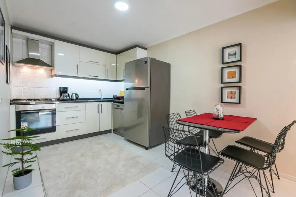 Missafir Modern Flat Near Hadrian s Gate