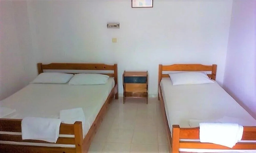 SIROS HOTEL