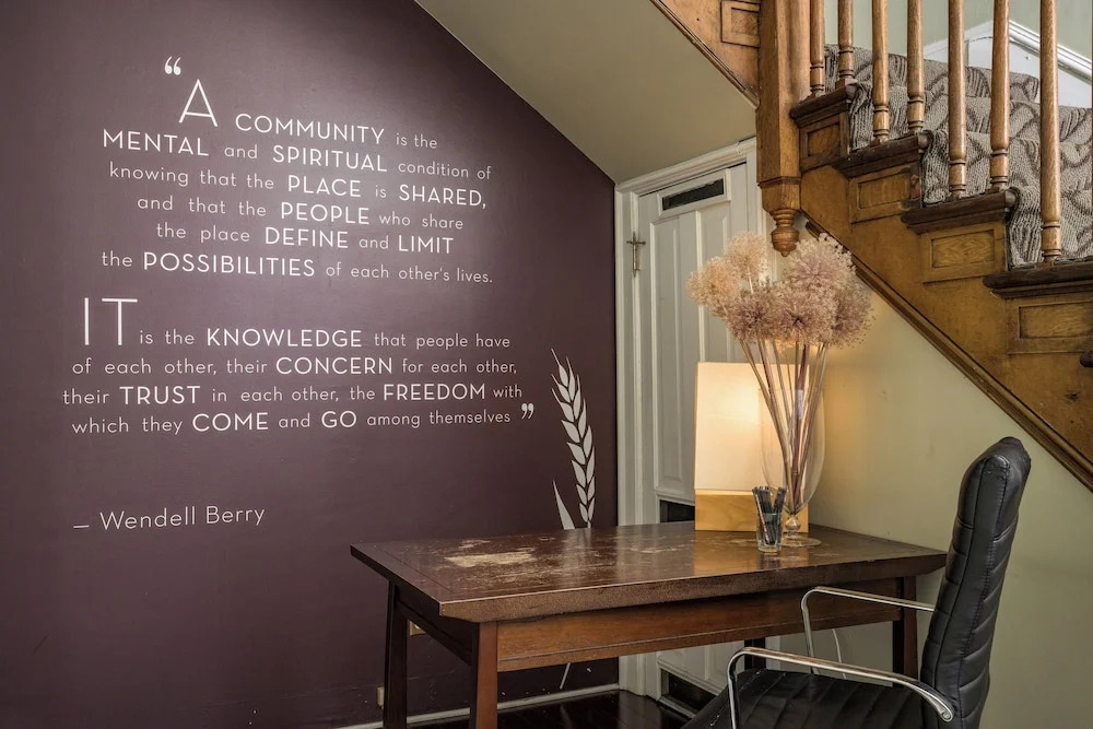 Queen Anne Bed And Breakfast