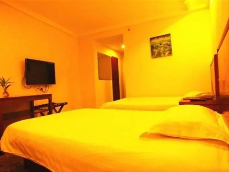 GreenTree Inn Shanghai Changyang Road Business Hotel