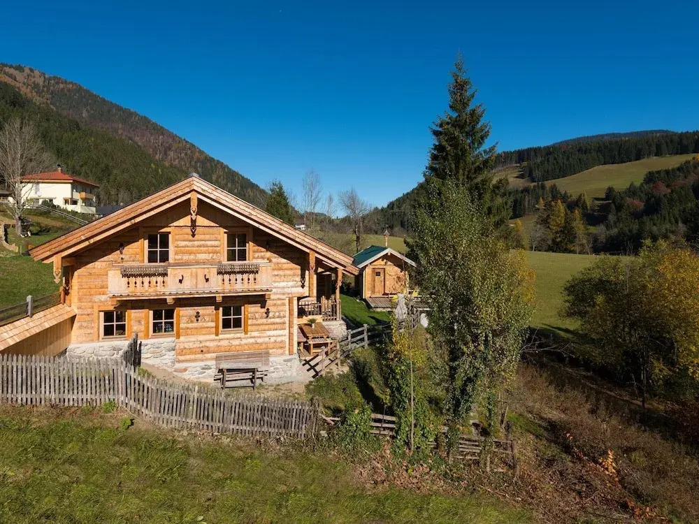 Chalet in St. Martin With Sauna & Hot Tub