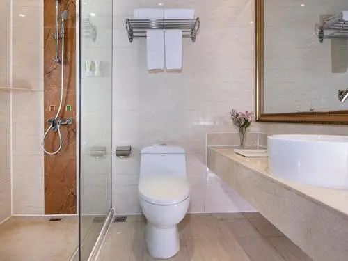 Vienna Hotel Yueyang Huarong Avenue