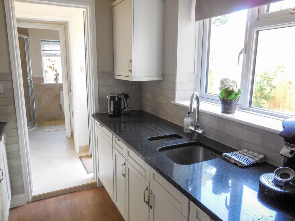 Quayside Cottage- Stone's Throw Away From The Quay