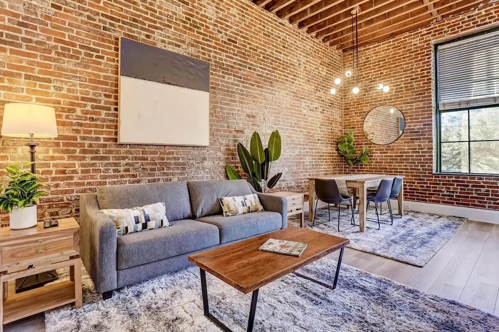 West End Loft - Downtown 5 min Walk to River St, Savannah