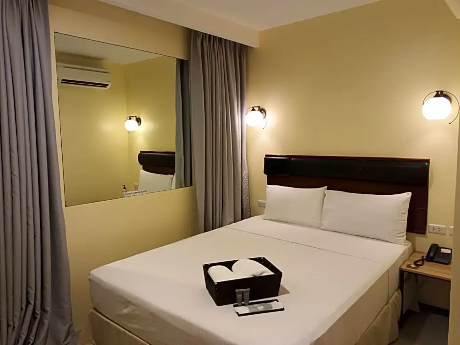 Dosi Hotel PH