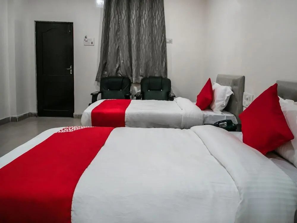 V V Pride by OYO Rooms