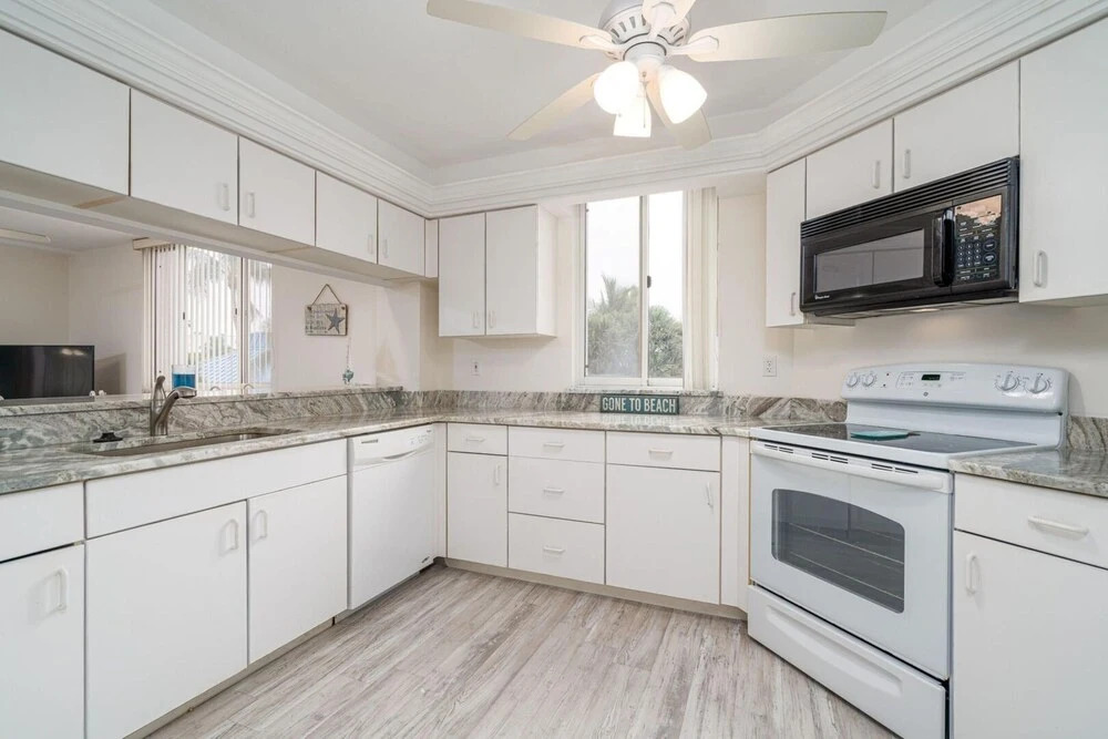 Ocean Harbor 104A