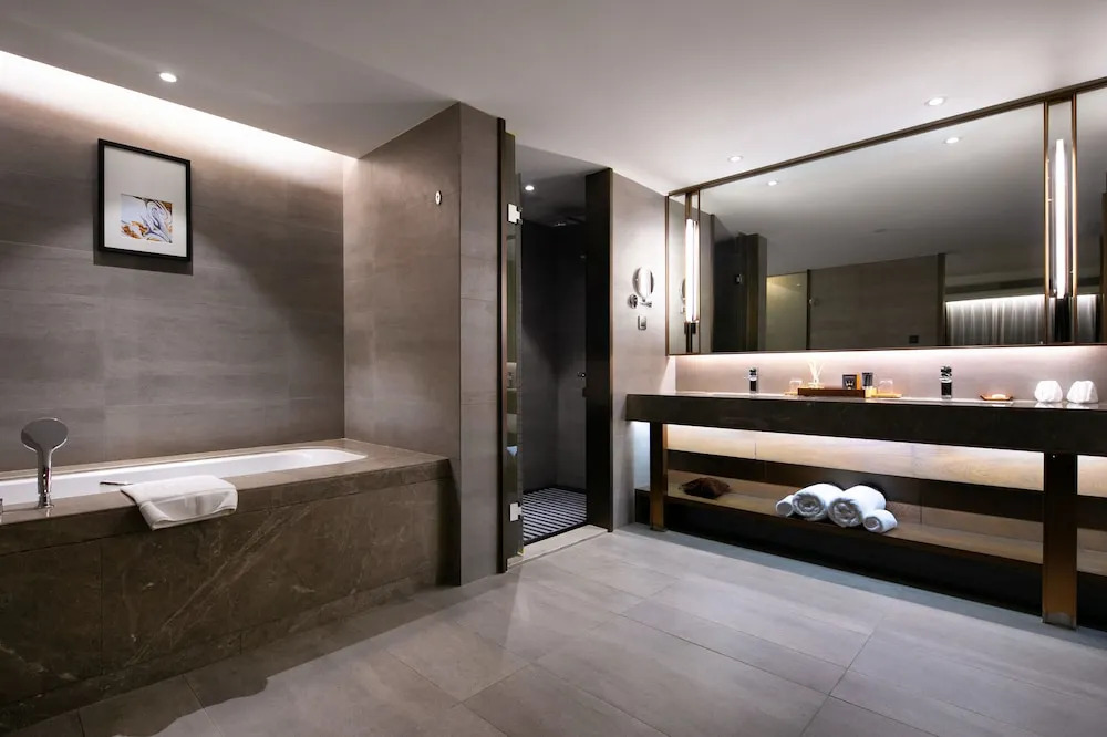 KuanRong Luxury Suites Hotel - Daping Times Square