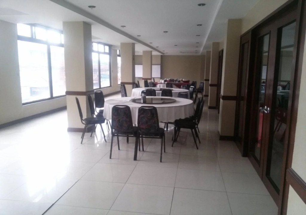 Prince Plaza Hotel