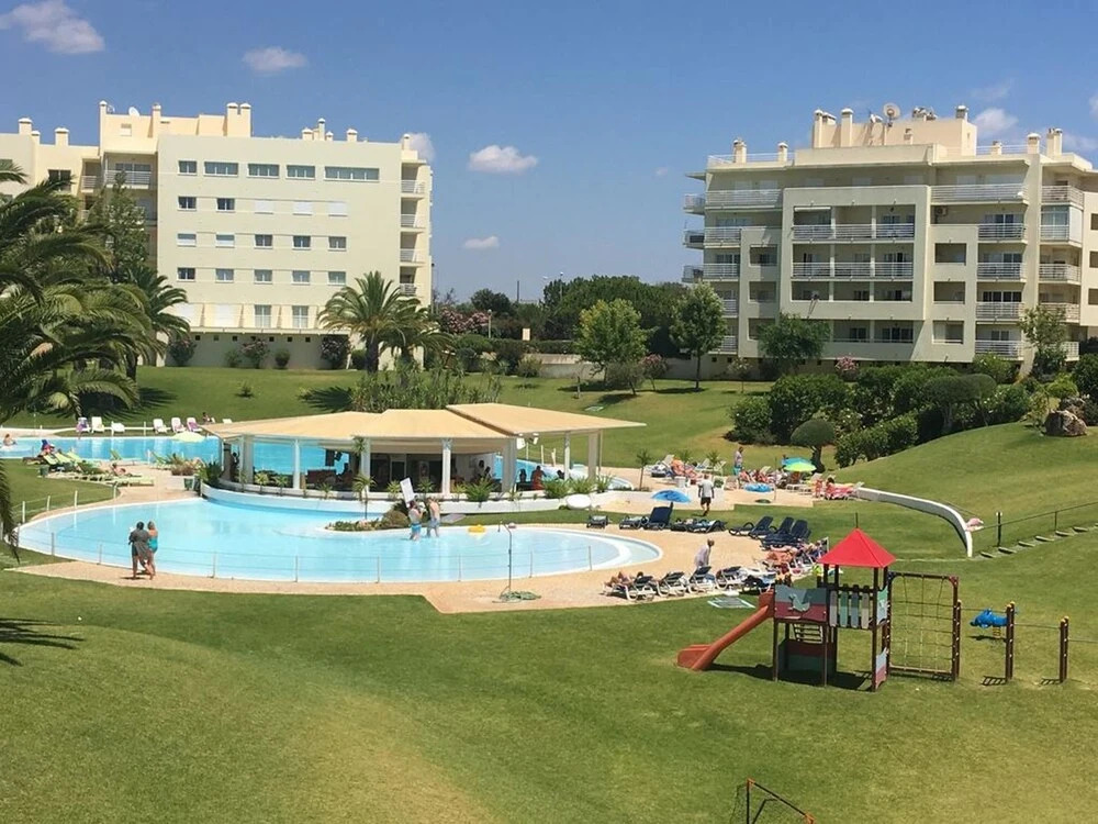 Apartment With 2 Bedrooms in Alvor, With Wonderful City View, Pool Acc