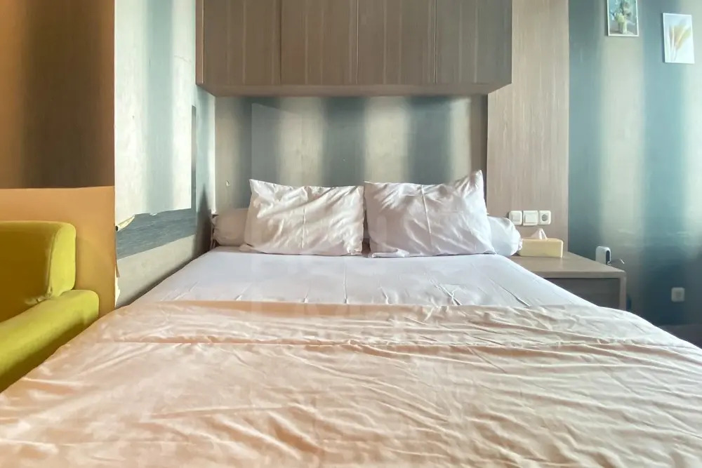 RedLiving Apartemen Grand Kamala Lagoon by Ownr Room