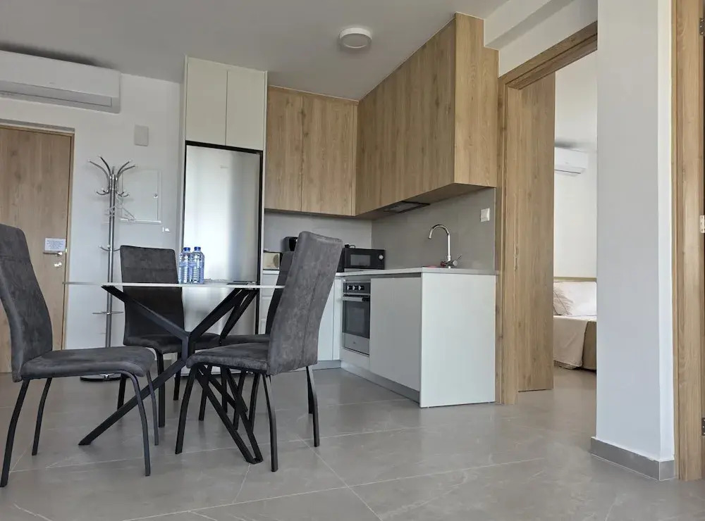 Spacious Two Bedroom Suites in Old Town