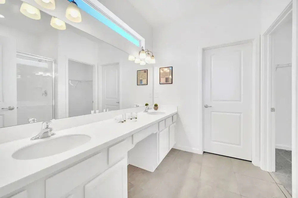 Upstay: Modern Home w Pool, Games & Bbqsleeps 18